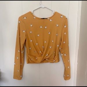 Geometric Fox Long Sleeve Crop Top